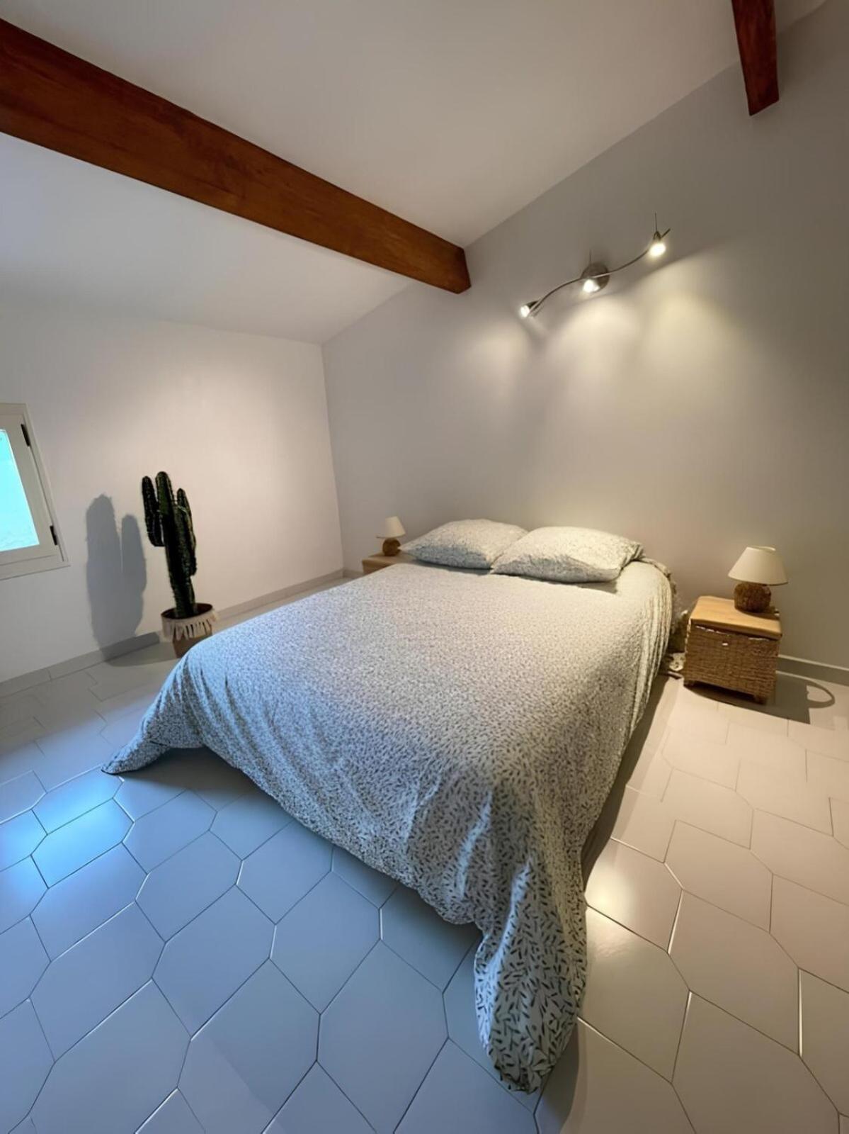 Les Oliviers - Villa 10 People - 5 Min Ardeche Saint-Julien-de-Peyrolas Zewnętrze zdjęcie